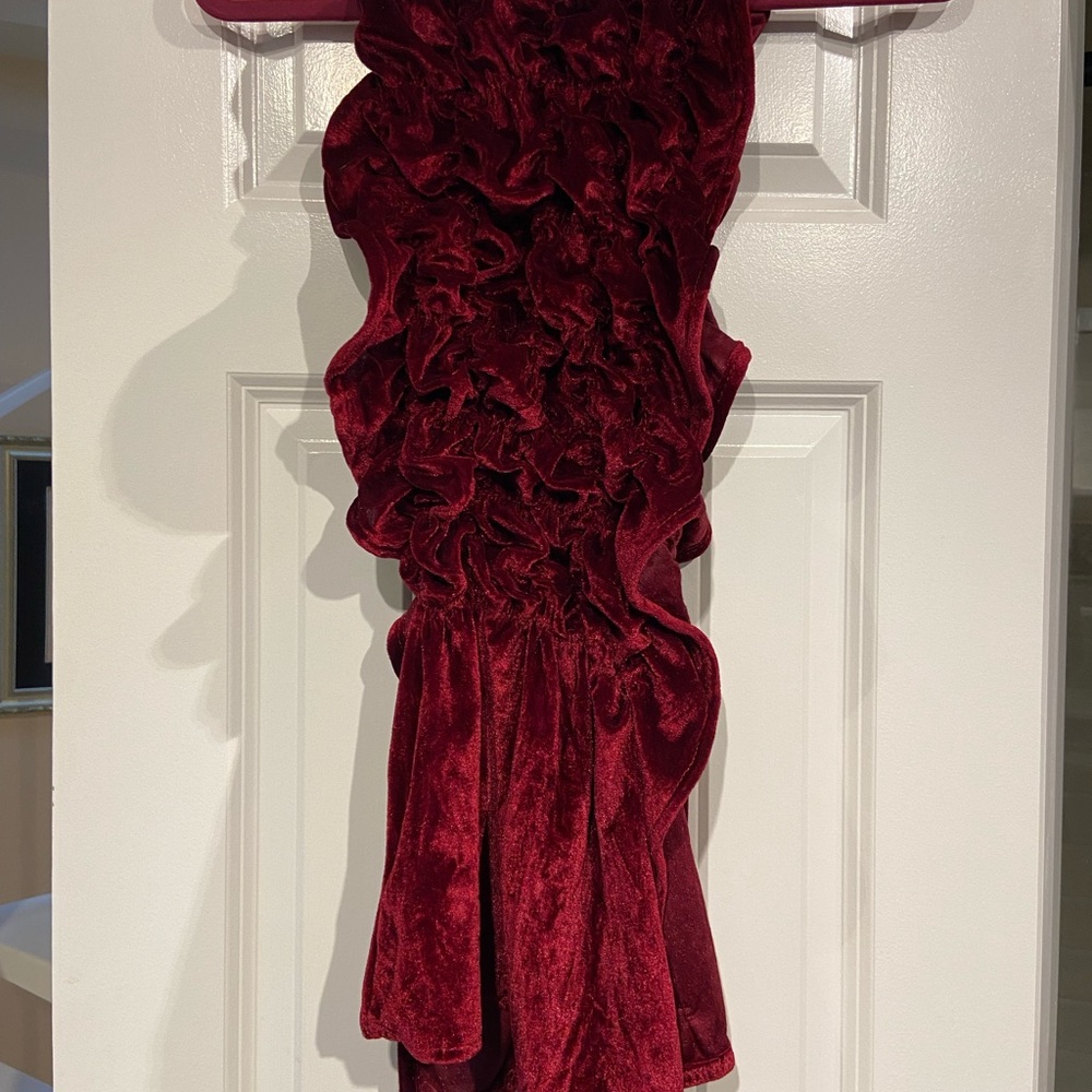 Faux velvet scarf: burgundy color